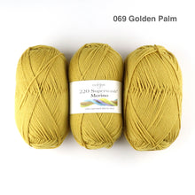 Load image into Gallery viewer, Cascade 220 Superwash Merino