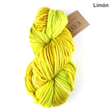 Load image into Gallery viewer, Manos del Uruguay Franca