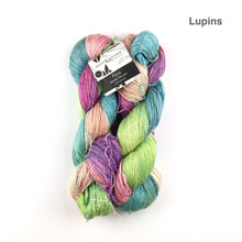 Load image into Gallery viewer, Handmaiden Flyss