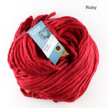 Load image into Gallery viewer, Fleece Artist Flouf