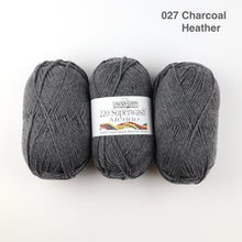 Load image into Gallery viewer, Cascade 220 Superwash Merino