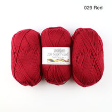 Load image into Gallery viewer, Cascade 220 Superwash Merino