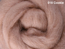 Load image into Gallery viewer, Ashford Corriedale Fibre For Spinning and Felting
