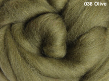 Load image into Gallery viewer, Ashford Corriedale Fibre For Spinning and Felting